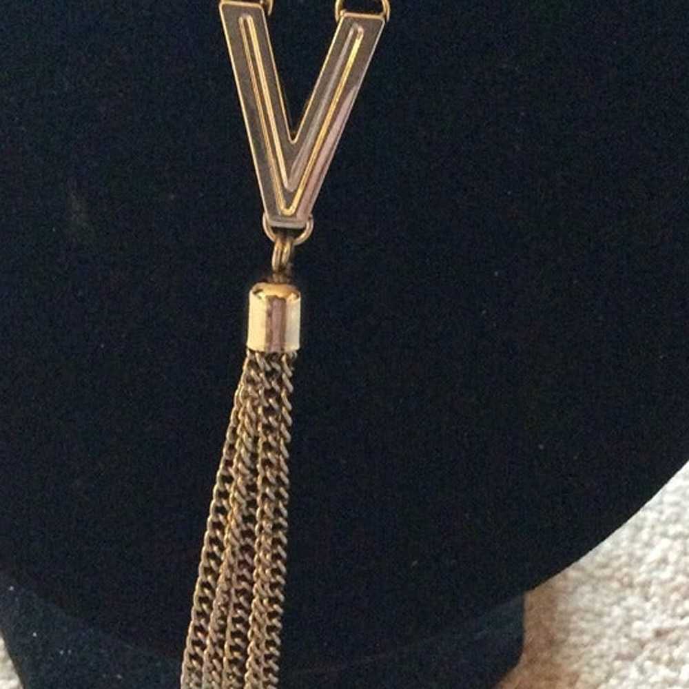 Vintage silver-tone V tassel necklace - image 2