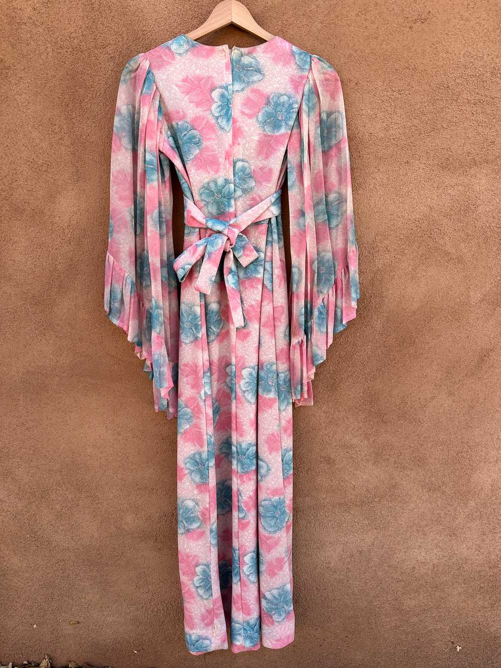 1960's Pink & Blue Floral Flowy Dress - image 3