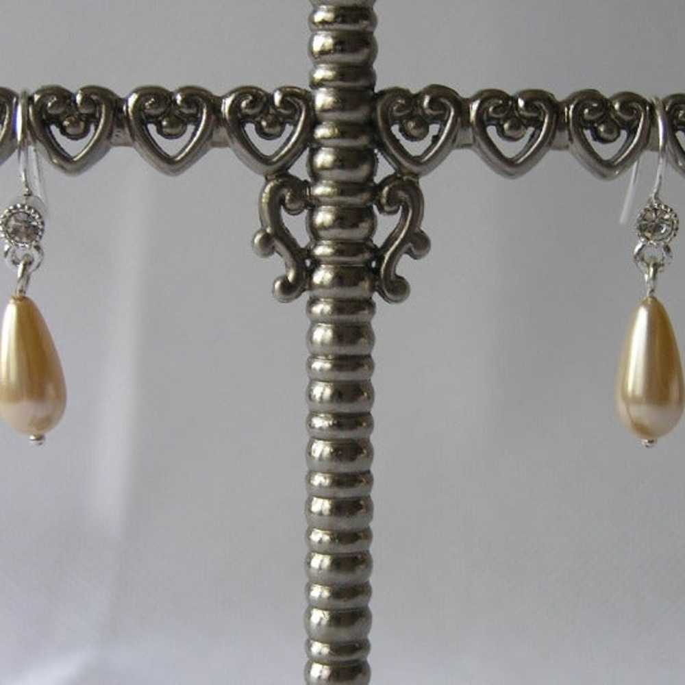 Avon set of fantasy beige pearls - image 4