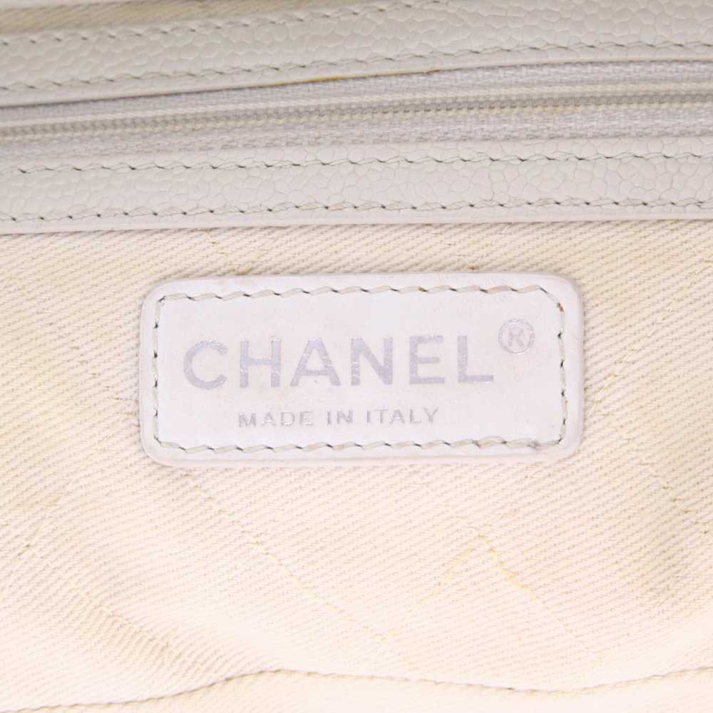 Chanel handbag in white leather Collector Square … - image 3