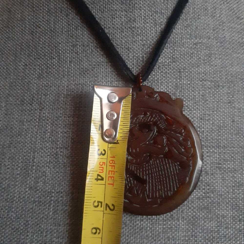 Vintage carved gemstone dragon pendant necklace w… - image 5