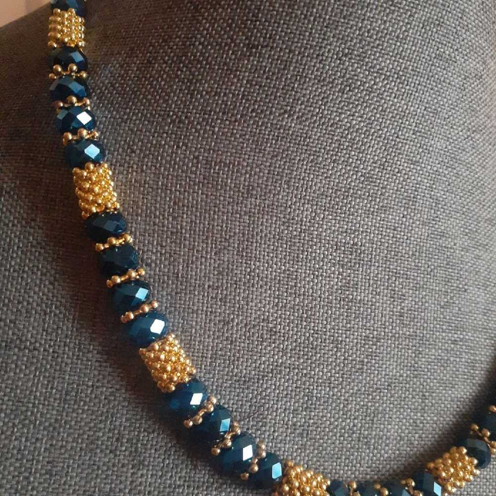 Metallic blue and gold tone metal bead necklace - image 3