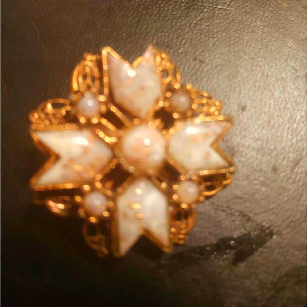 Stunning/Old/Vintage Estate Brooch - image 1