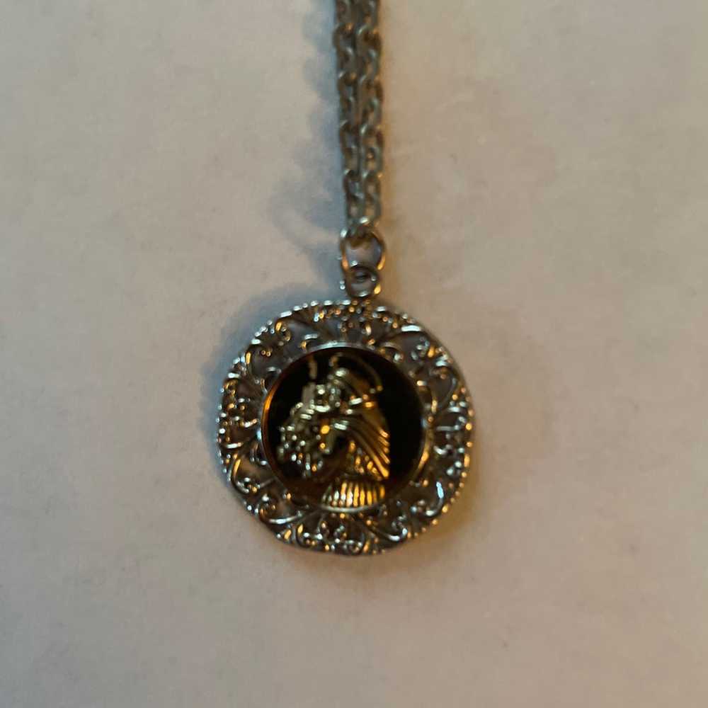 Vintage St Anthony Medal Baby Jesus  Pendant Sain… - image 7