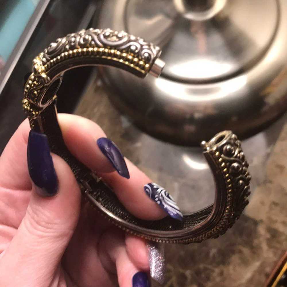 Beautiful Vintage Looking Bracelet - image 3