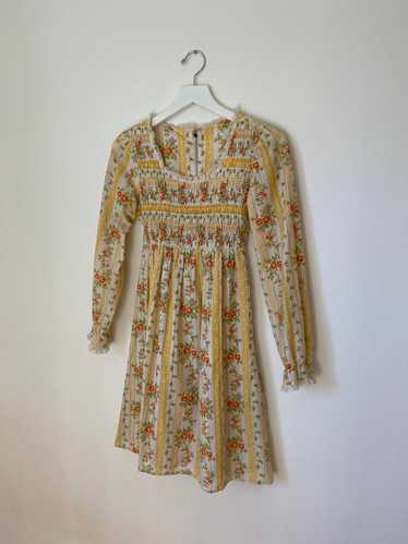 Vintage 1970s Smocked Floral Dress (XS)