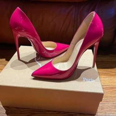 新品 Christian Louboutin＊SoKate 36＊Pink CHRISTIAN LOUBOUTIN SO KATE FIESTA PINK SUEDE Pumps EU 39.5