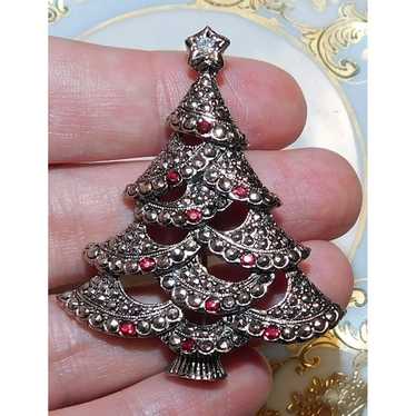 Vintage Avon Christmas Tree Brooch - image 1