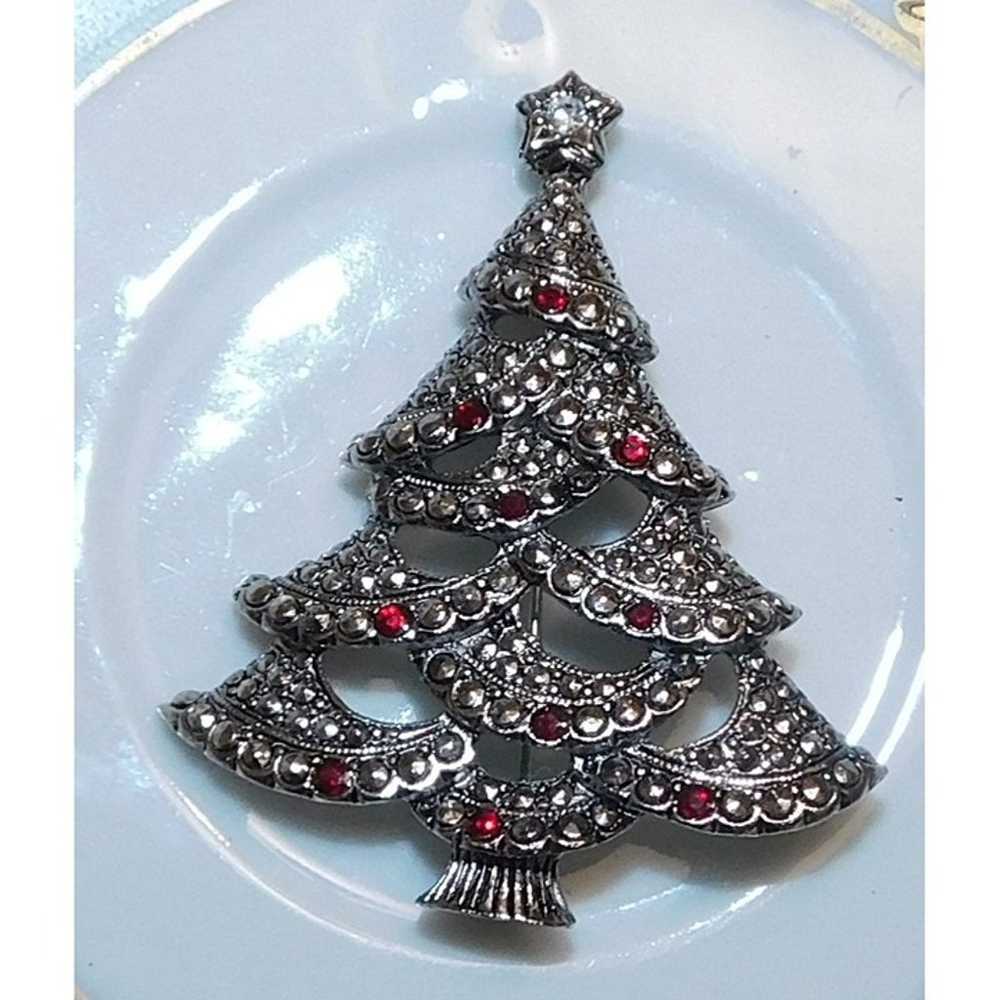 Vintage Avon Christmas Tree Brooch - image 2