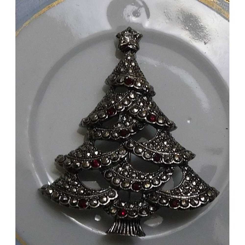 Vintage Avon Christmas Tree Brooch - image 4