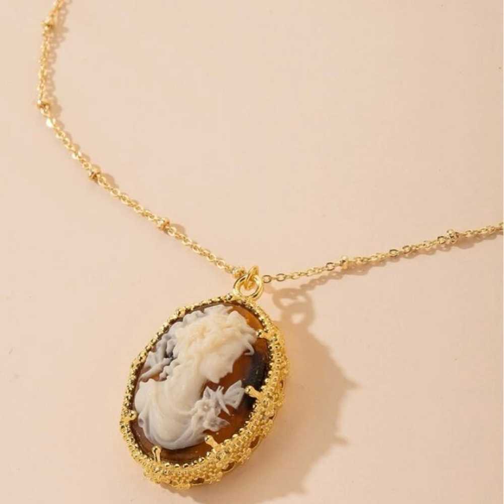 Vintage Victorian style pendant - image 1