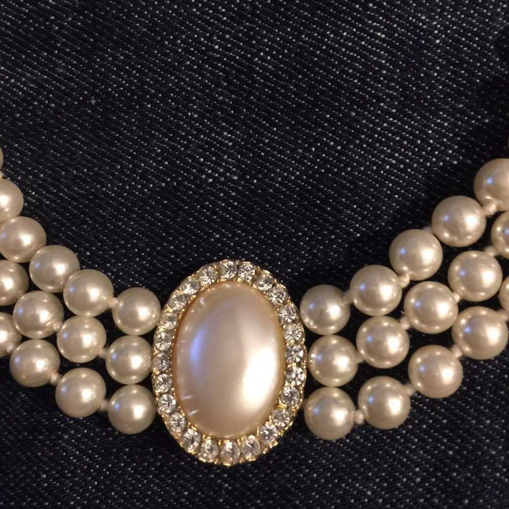 Vintage Pearl Strand Faux Pearl Necklace - image 4