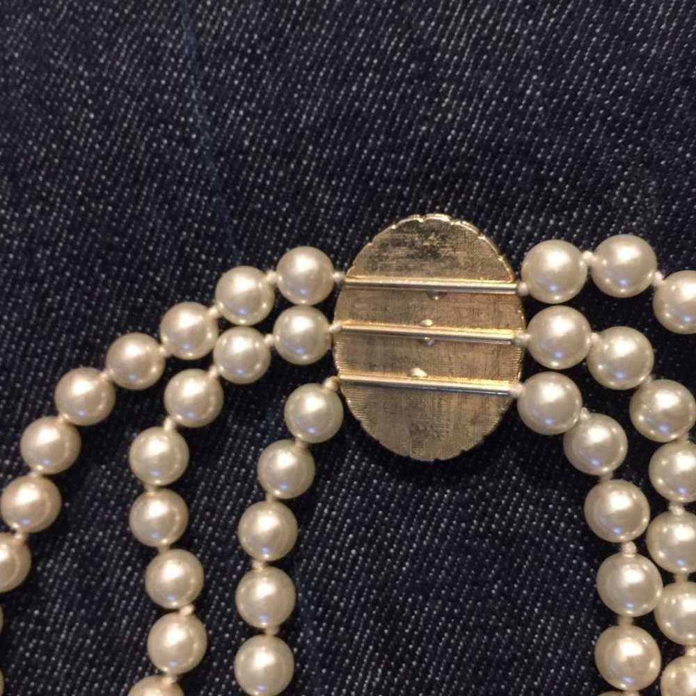 Vintage Pearl Strand Faux Pearl Necklace - image 7