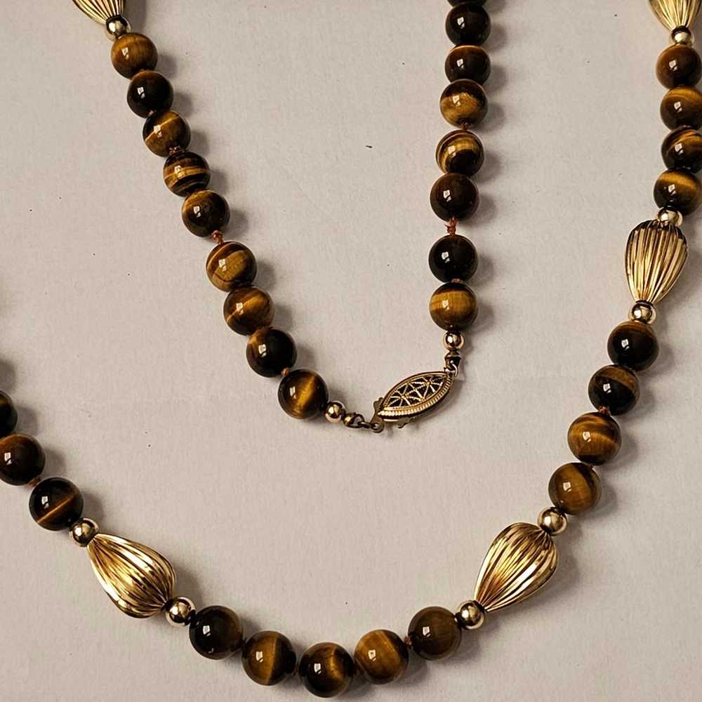 Necklace vintage 26 inch TIGER EYE AND GOLD BEADS… - image 1