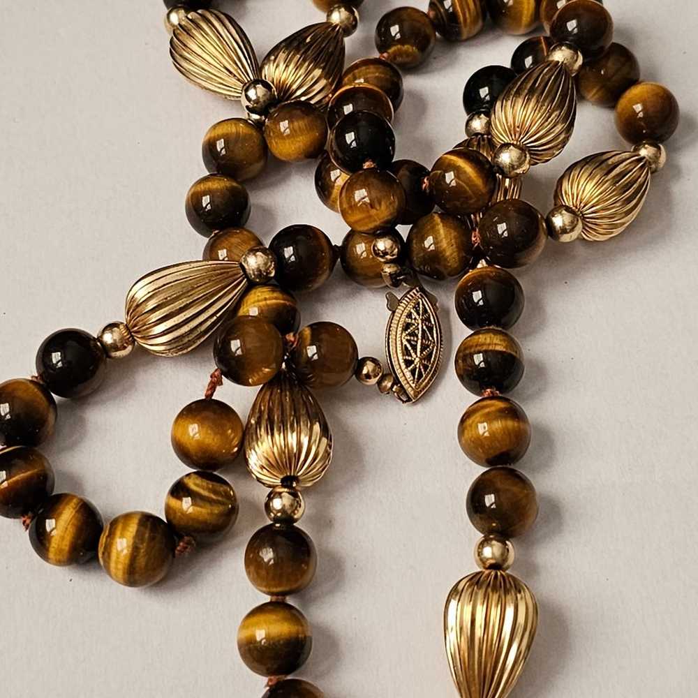 Necklace vintage 26 inch TIGER EYE AND GOLD BEADS… - image 4