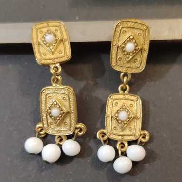 Vintage Florenza  clip Earrings - image 1