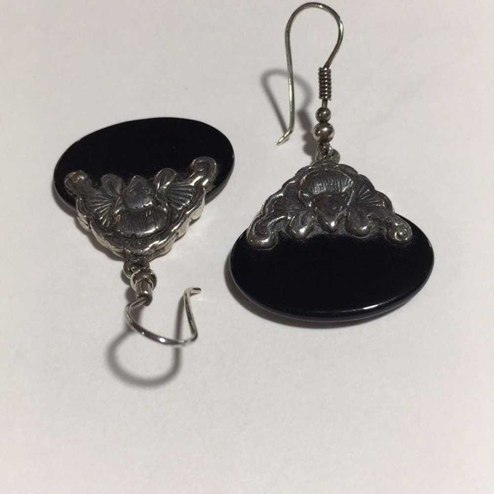 VINTAGE STERLING SILVER AND ONYX EARRINGS - image 6