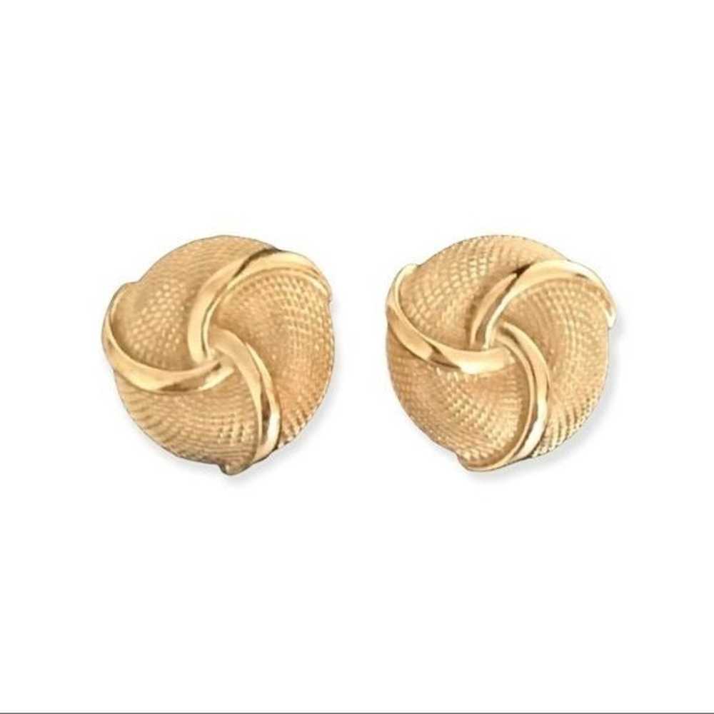 Crown Trifari Basketweave Earrings RARE 1960s - image 2