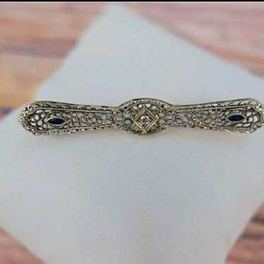 14kt Edwardian Filagree Bar Pin with Diamond Cente