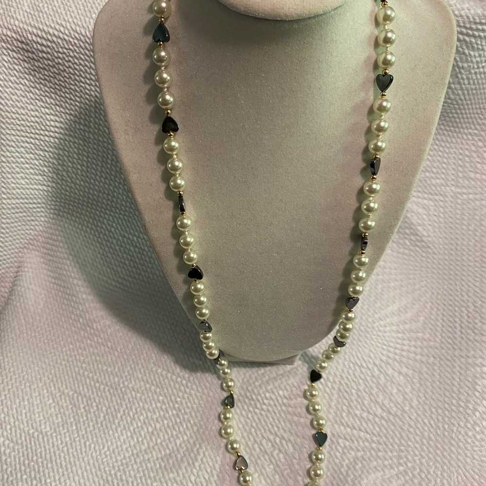 Vintage hematite hearts and pearl necklace - image 4