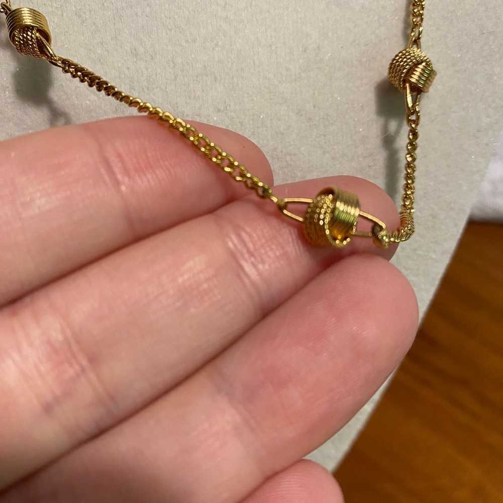 Vintage gold tone Avon “knotted” necklace - image 3