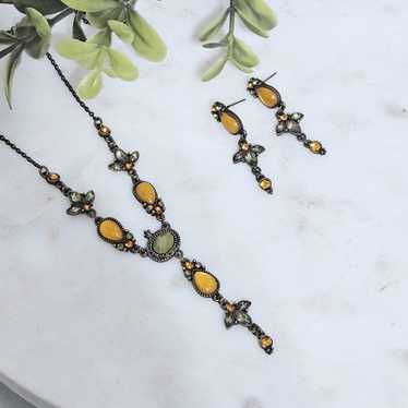 Vintage Avon Necklace Earring Set - image 1