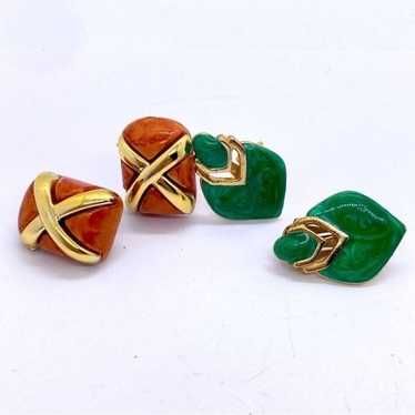 2 Pairs Vintage Clip On Earrings Gold Tone Enamel - image 1