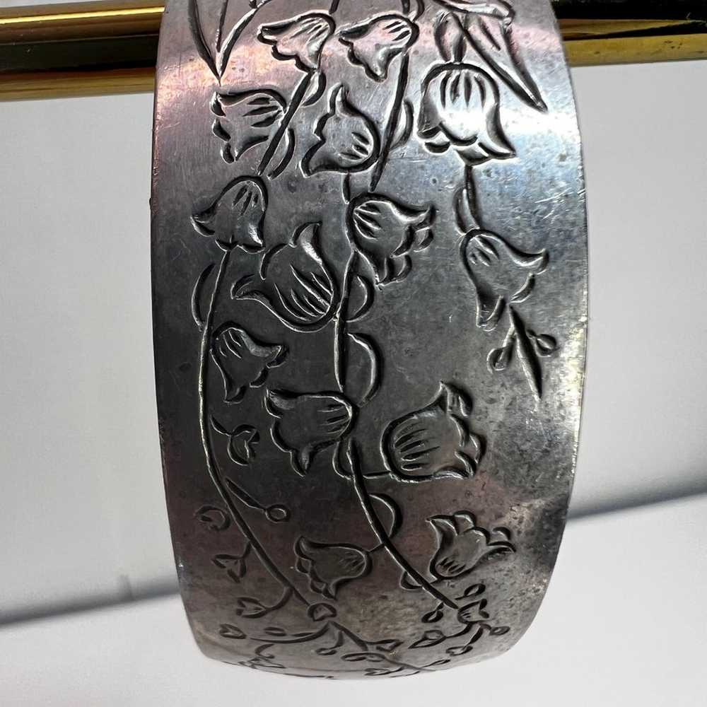 Kirk Stieff Vintage Pewter Lily of the Valley Cuf… - image 2