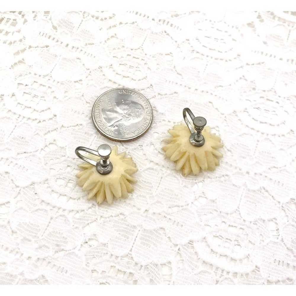 Vintage Screw Back Earrings Silver Toned With Cre… - image 3