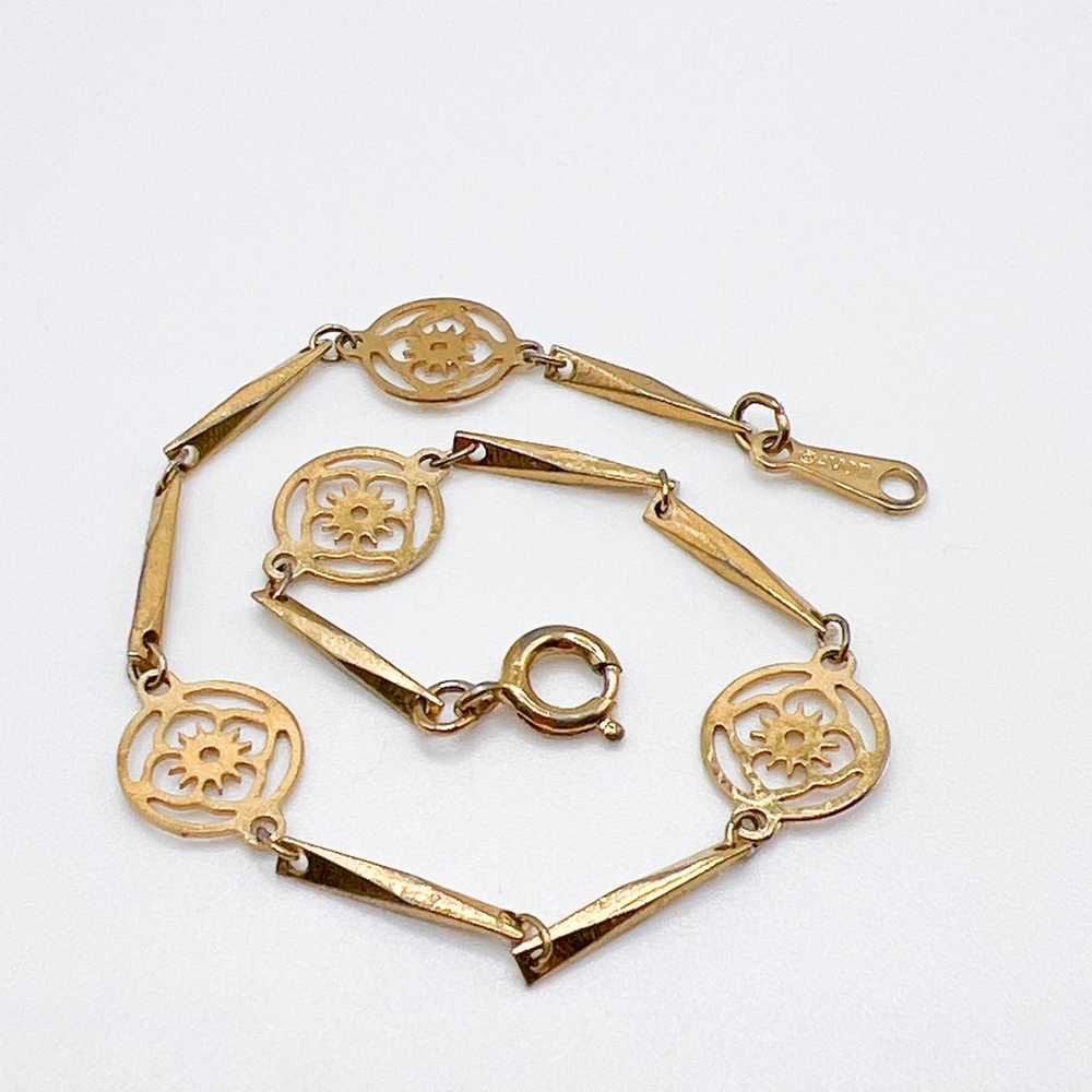 Vintage Avon Dainty Medallion Bracelet - image 1