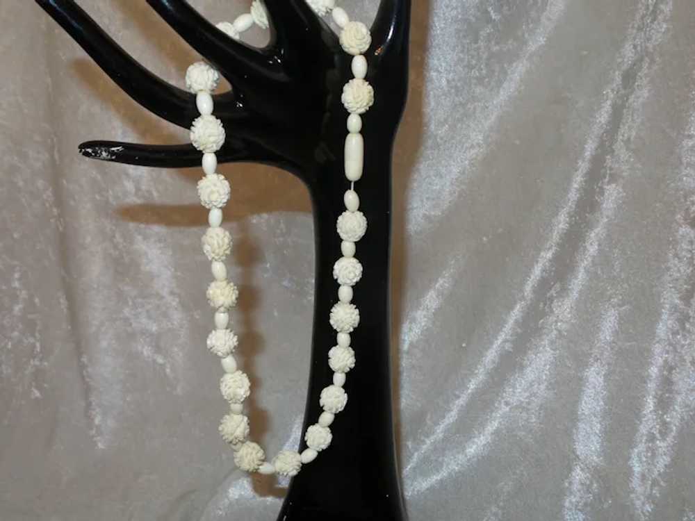 Vintage Carved Bone Necklace - image 3