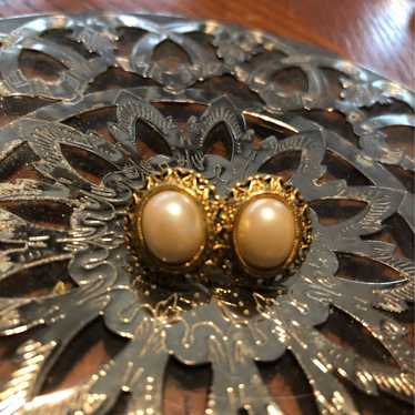 1928 Beautiful Victorian style earrings - image 1