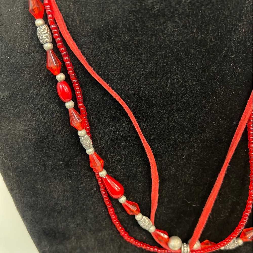 Vintage Red Crystal Beads and Silver Flower Neckl… - image 3