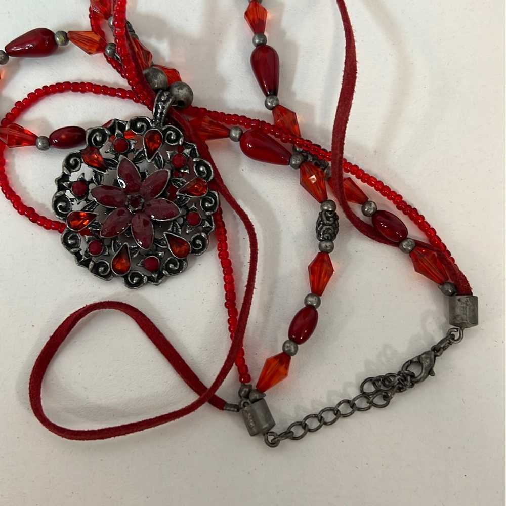 Vintage Red Crystal Beads and Silver Flower Neckl… - image 4