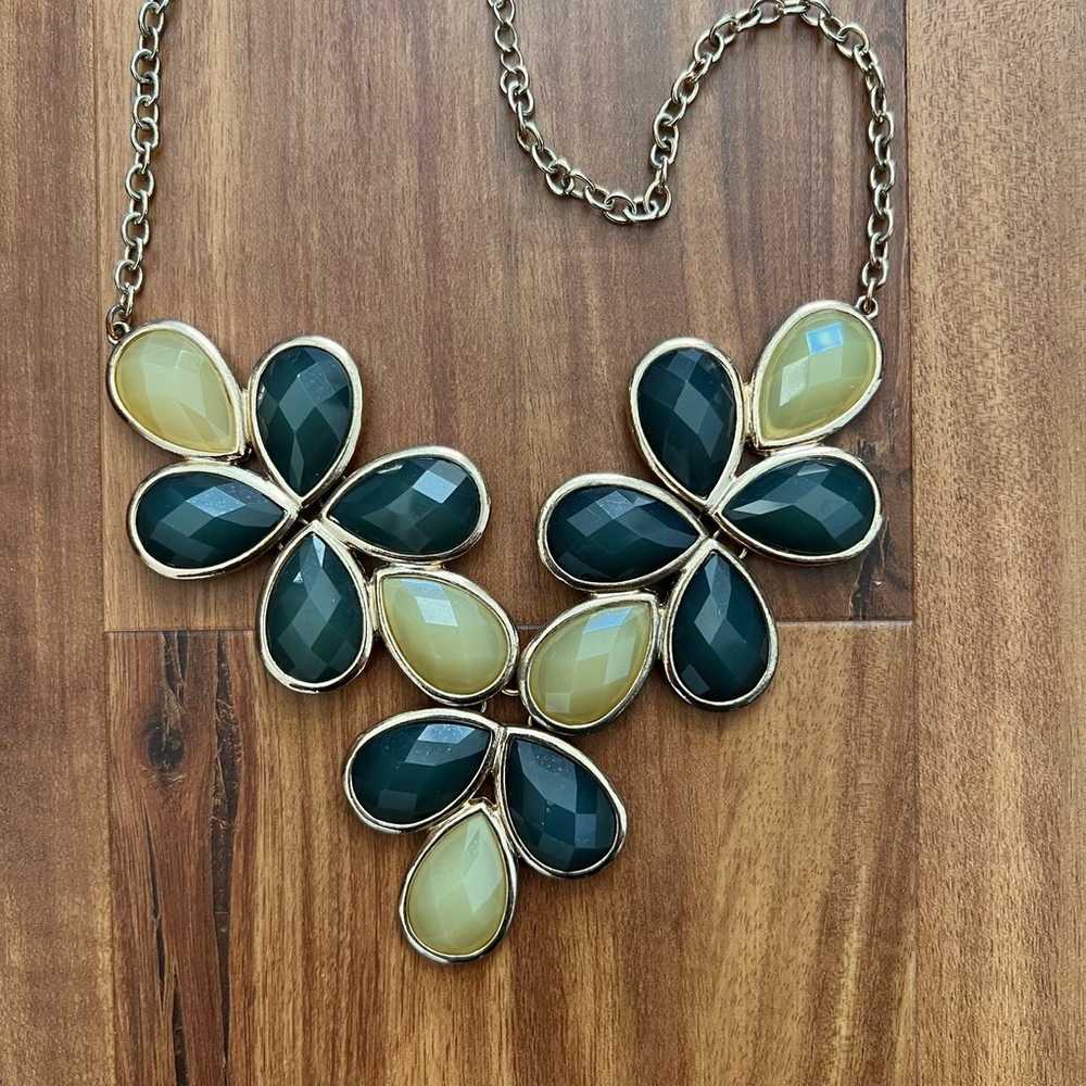 Vintage Green and Teal Acrylic Necklace gold tone… - image 5