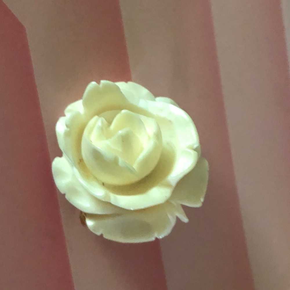Vtg Carved rose  gold filled pin 12kt gf - image 2