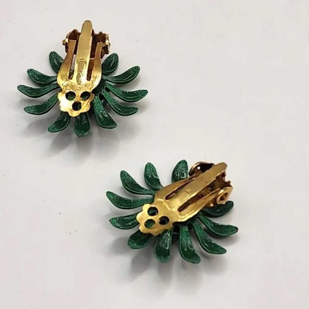50's Blue Green Enamel Earrings Clip-On Stud Flow… - image 5