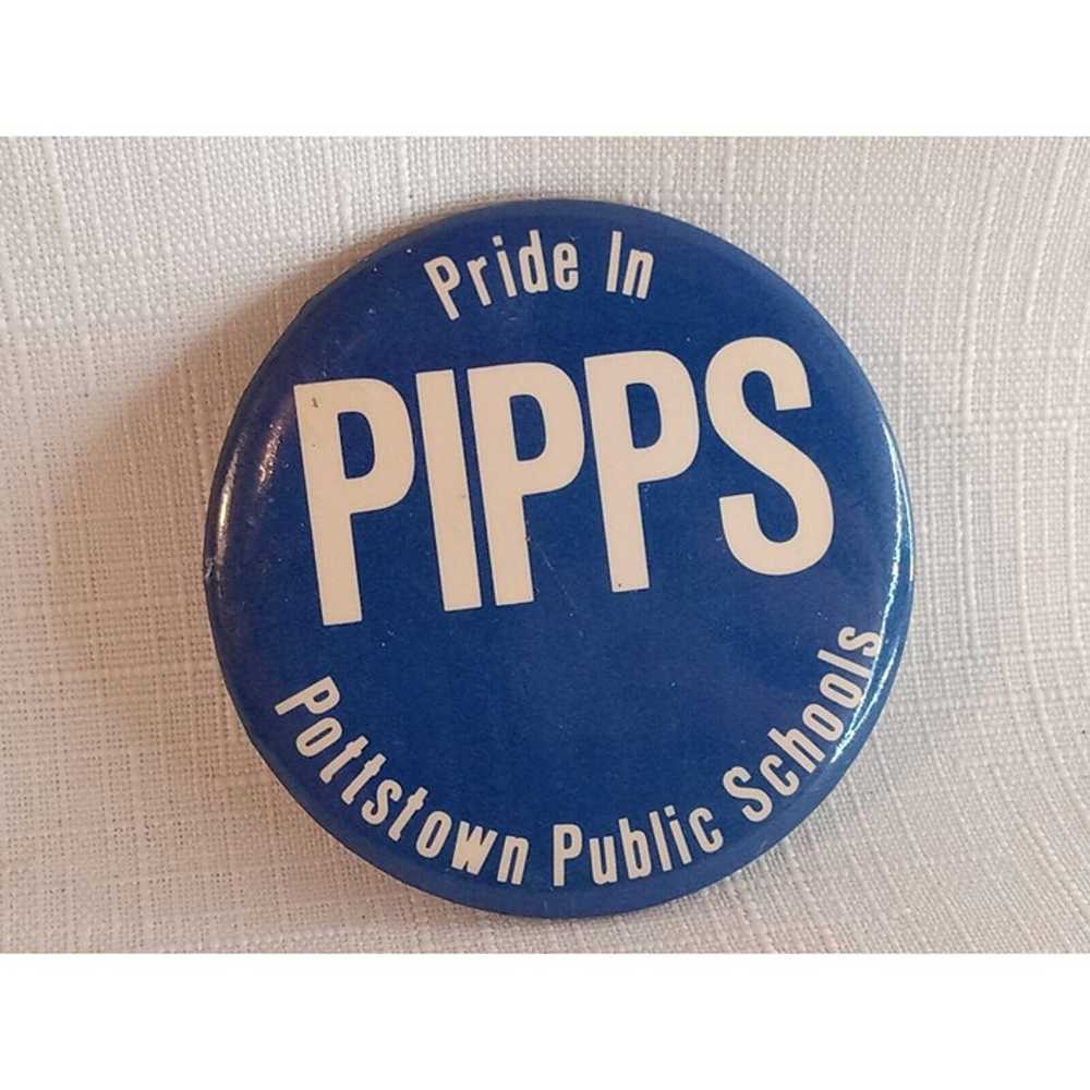 2) Pipps Pottstown Pennsylvania Pin Button Orange… - image 4