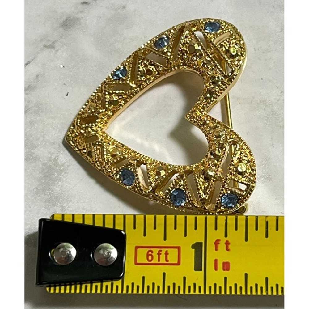 Vintage Heart Brooch Gold Tone Blue Rhinestones F… - image 4
