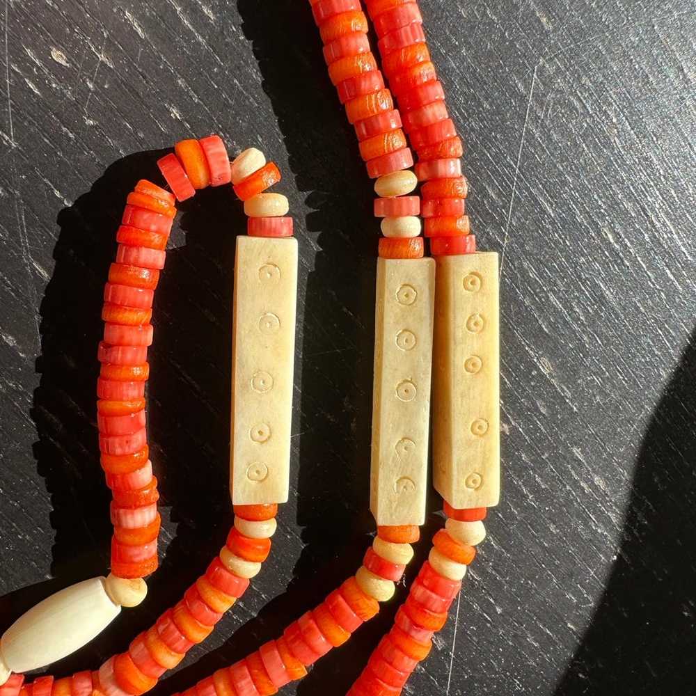 Restrung carved bovine bone dyed shell bead neckl… - image 3