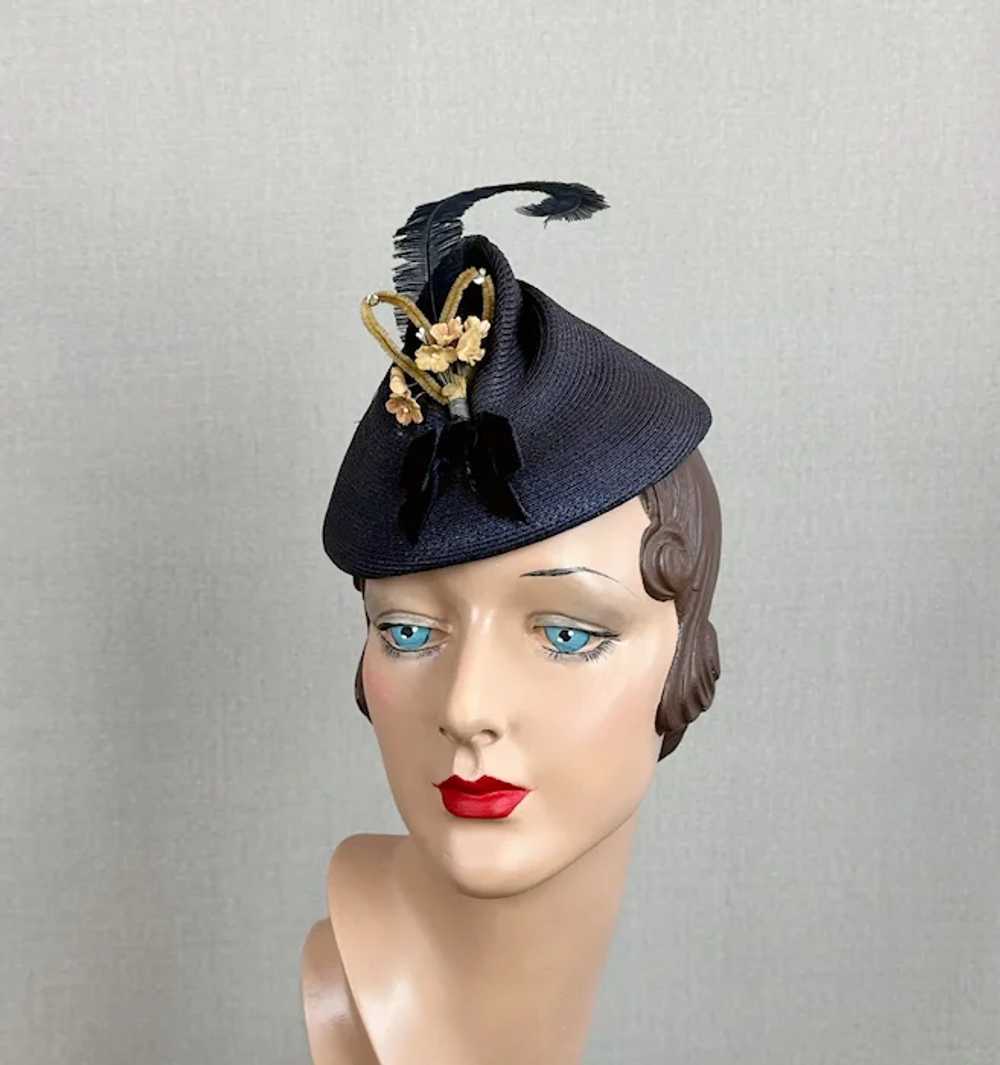 Vintage 1940s Navy Blue Straw Tilt Pixie Hat - image 12