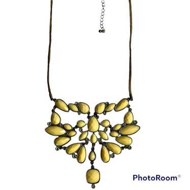 Statement vintage necklace by Avon in euc - image 1