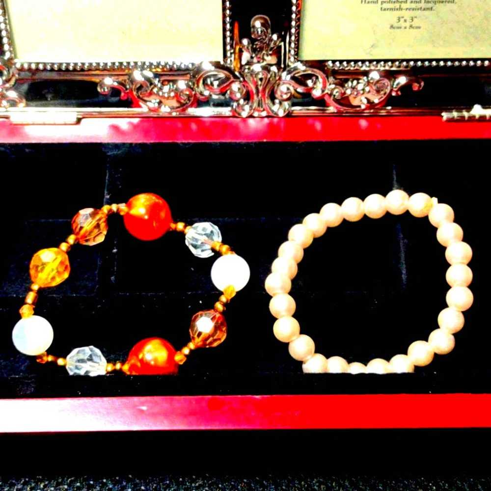 Two very beautiful beaded bracelets - image 1