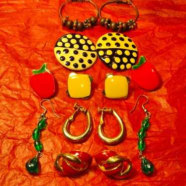 Seven beautiful pair~Lot of vtg earrings