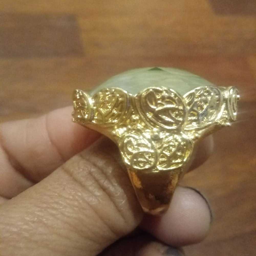 Vintage gold tone ring - image 4