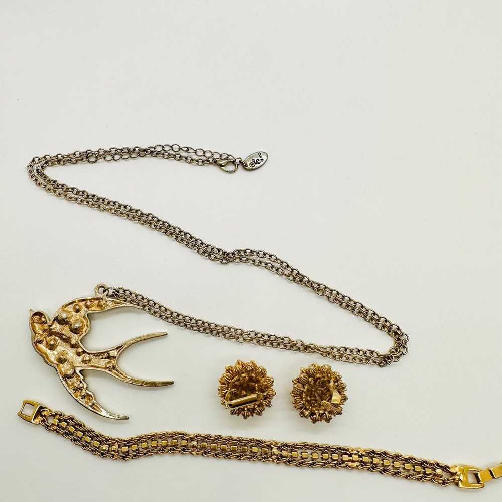 Vintage Rhinestone Bracelet & Bird Necklace lot - image 8