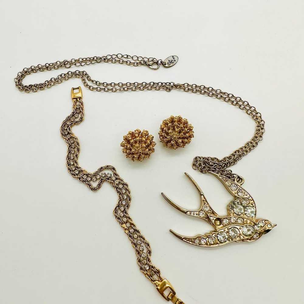 Vintage Rhinestone Bracelet & Bird Necklace lot - image 9