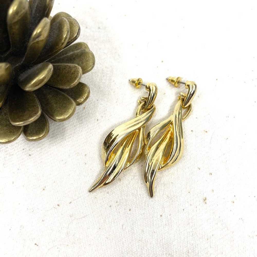 80s vintage goldtone post earrings - image 2