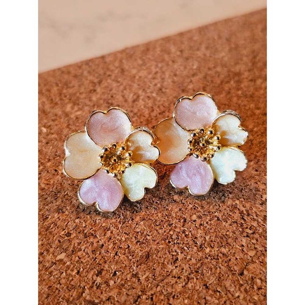 vintage enamel floral earrings clip on gold tone - image 2