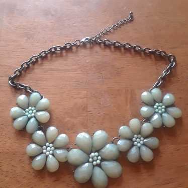Vintage flower power necklace